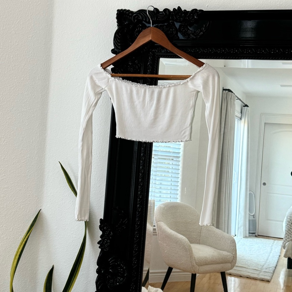 Forever 21 | Women’s White Ruffle Long Sleeve Off the Shoulder Crop Top